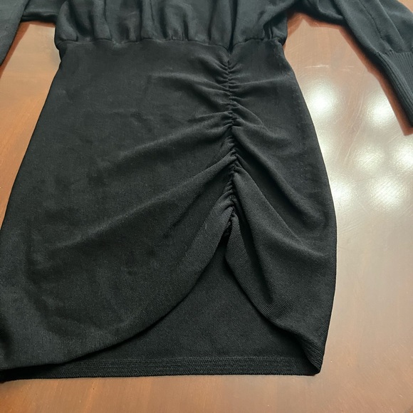 Lovers + Friends Black Ruched Long Sleeve Dress - Picture 2 of 7